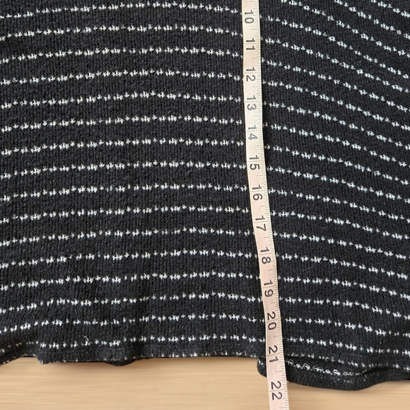 Maison Jules Black Striped Poncho Pullover Knit Sweater Size Small - Picture 8 of 9